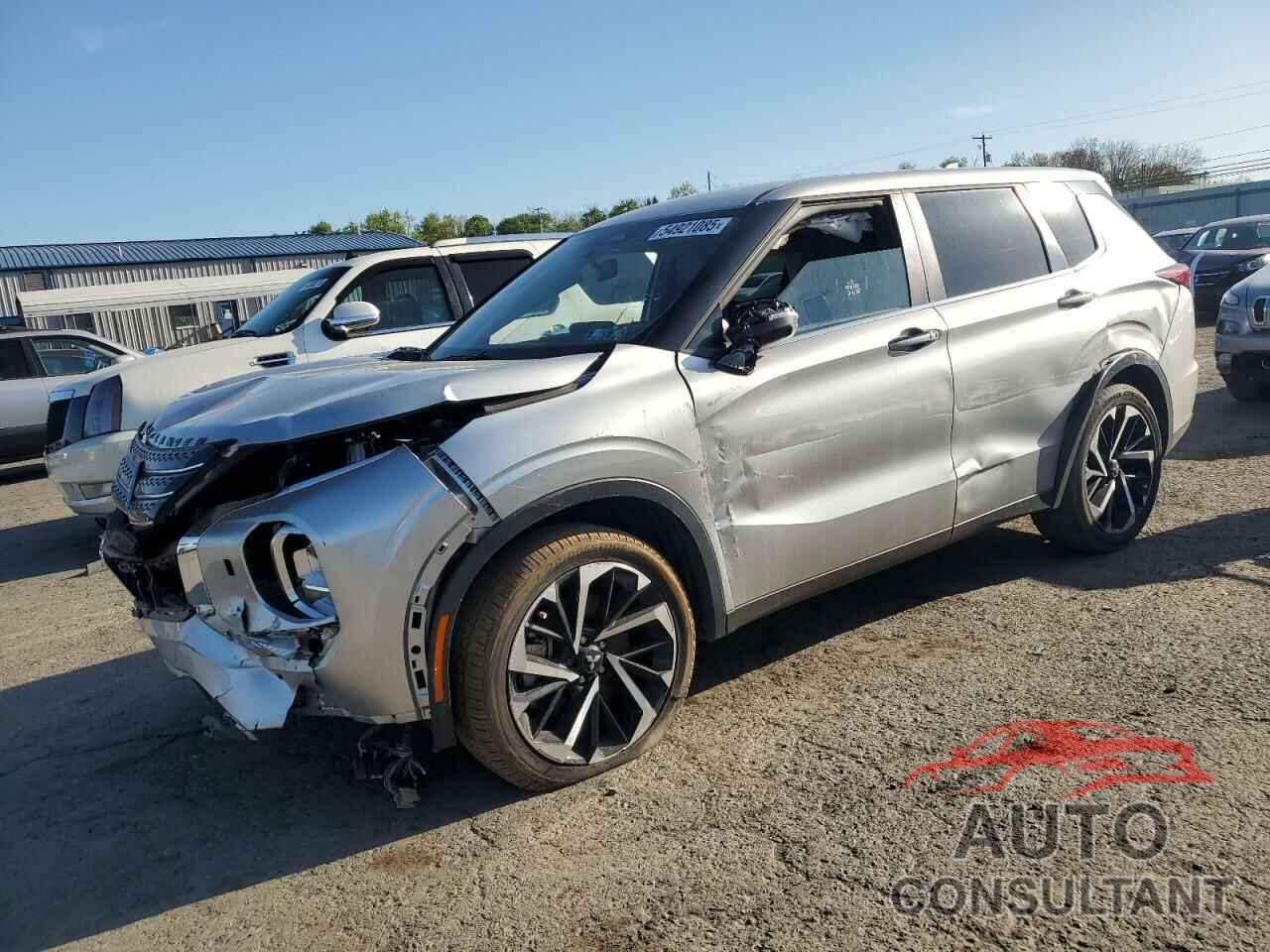MITSUBISHI OUTLANDER 2023 - JA4J4UA83PZ008128