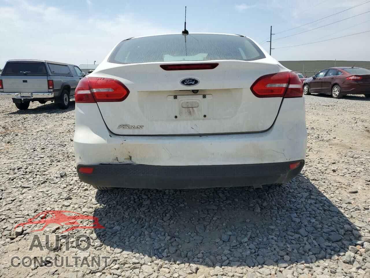 FORD FOCUS 2017 - 1FADP3E29HL286620
