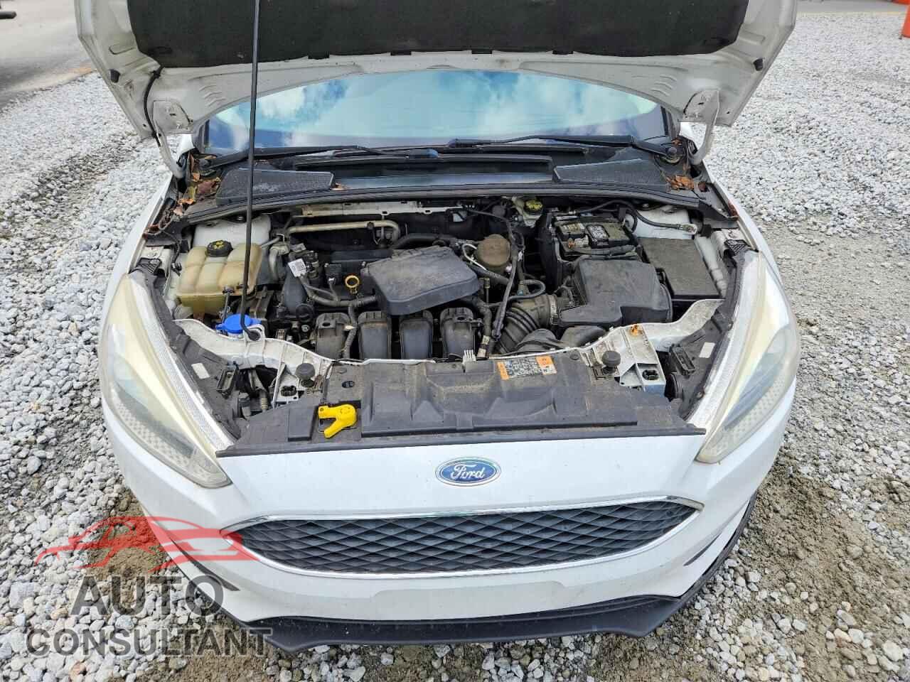 FORD FOCUS 2016 - 1FADP3E27GL298280