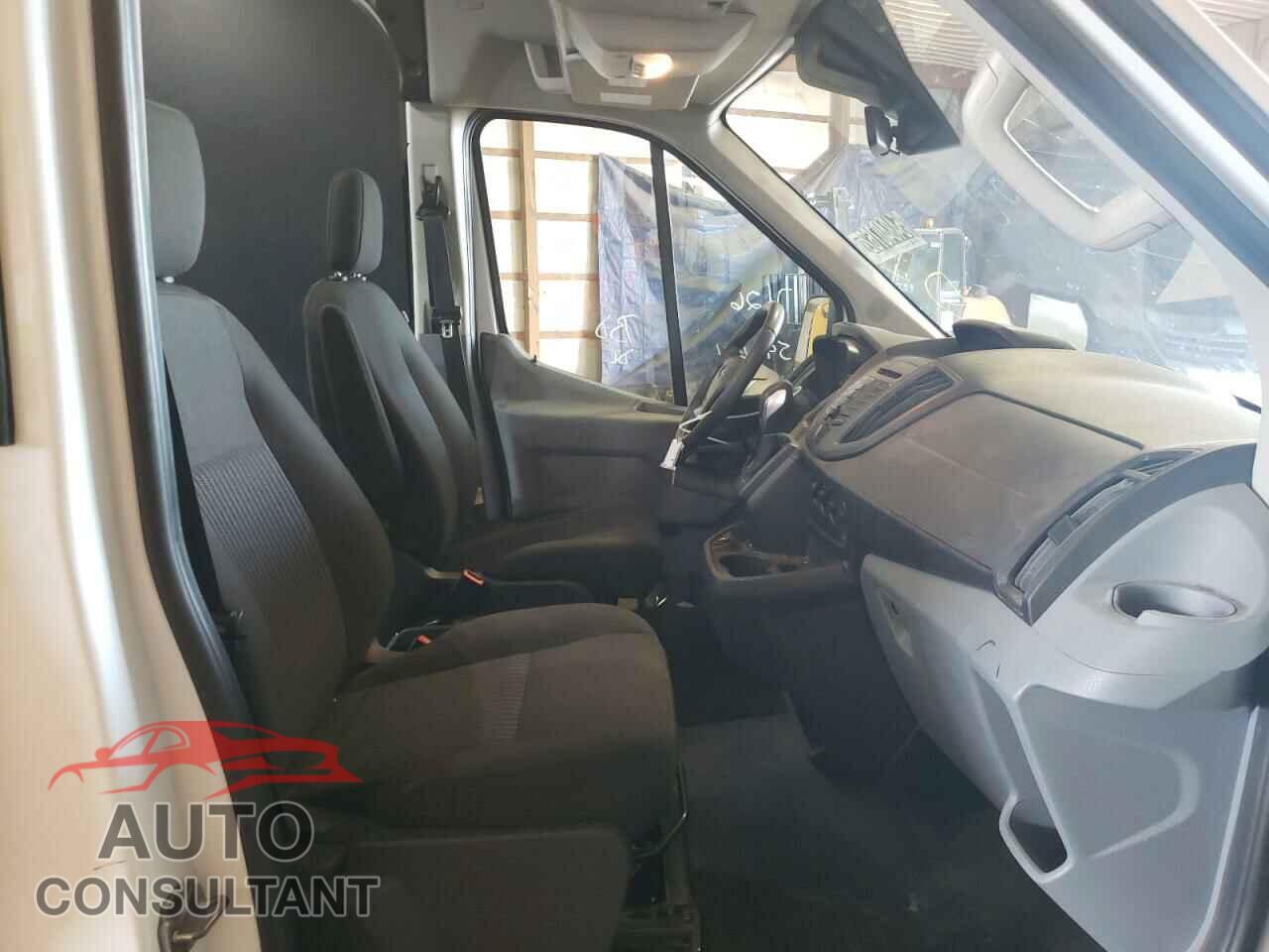 FORD TRANSIT 2019 - 1FTYR2CM7KKA87308