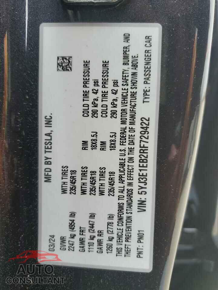 TESLA MODEL 3 2024 - 5YJ3E1EB2RF729422