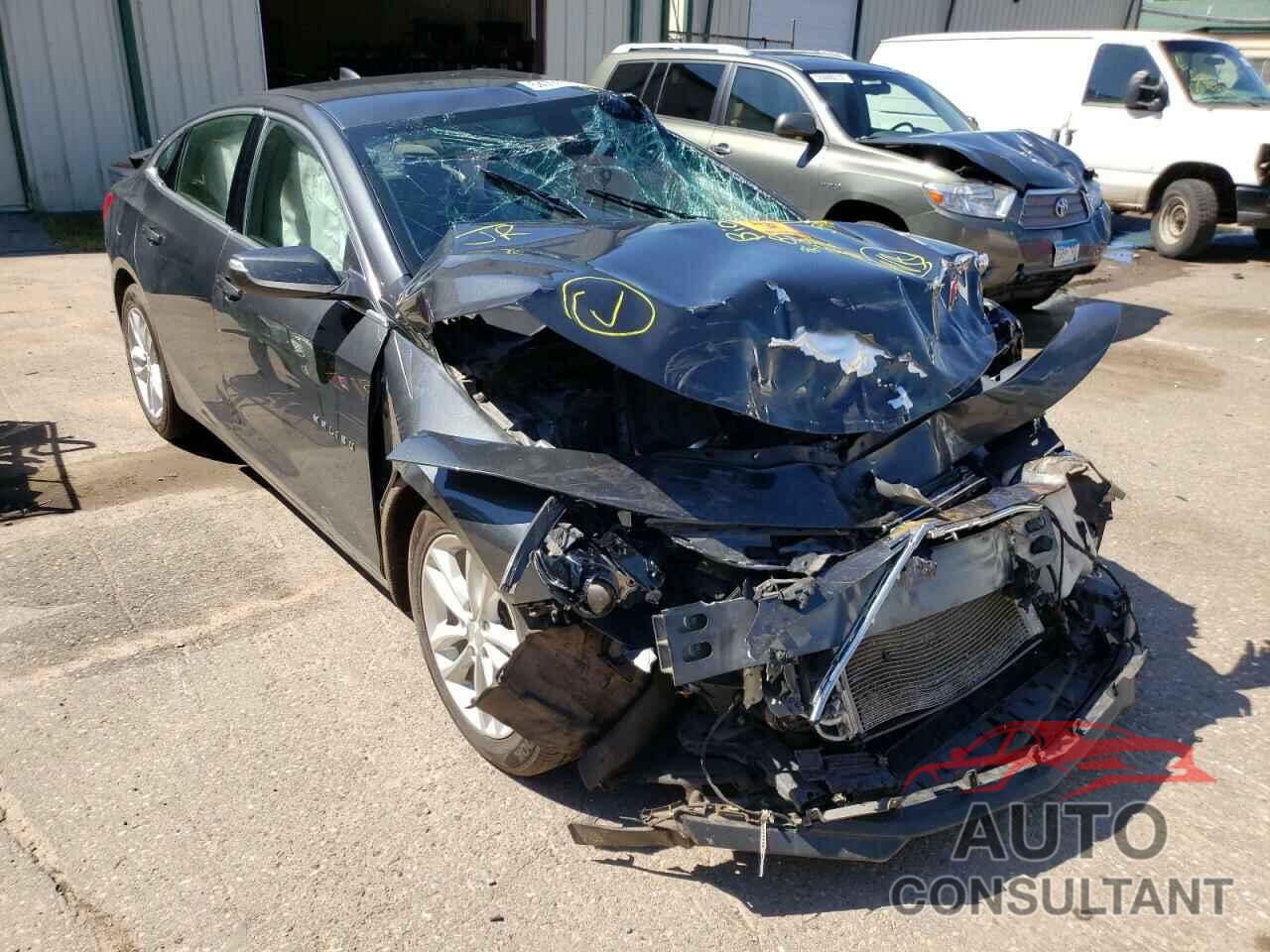 CHEVROLET MALIBU 2017 - 1G1ZE5ST5HF230101