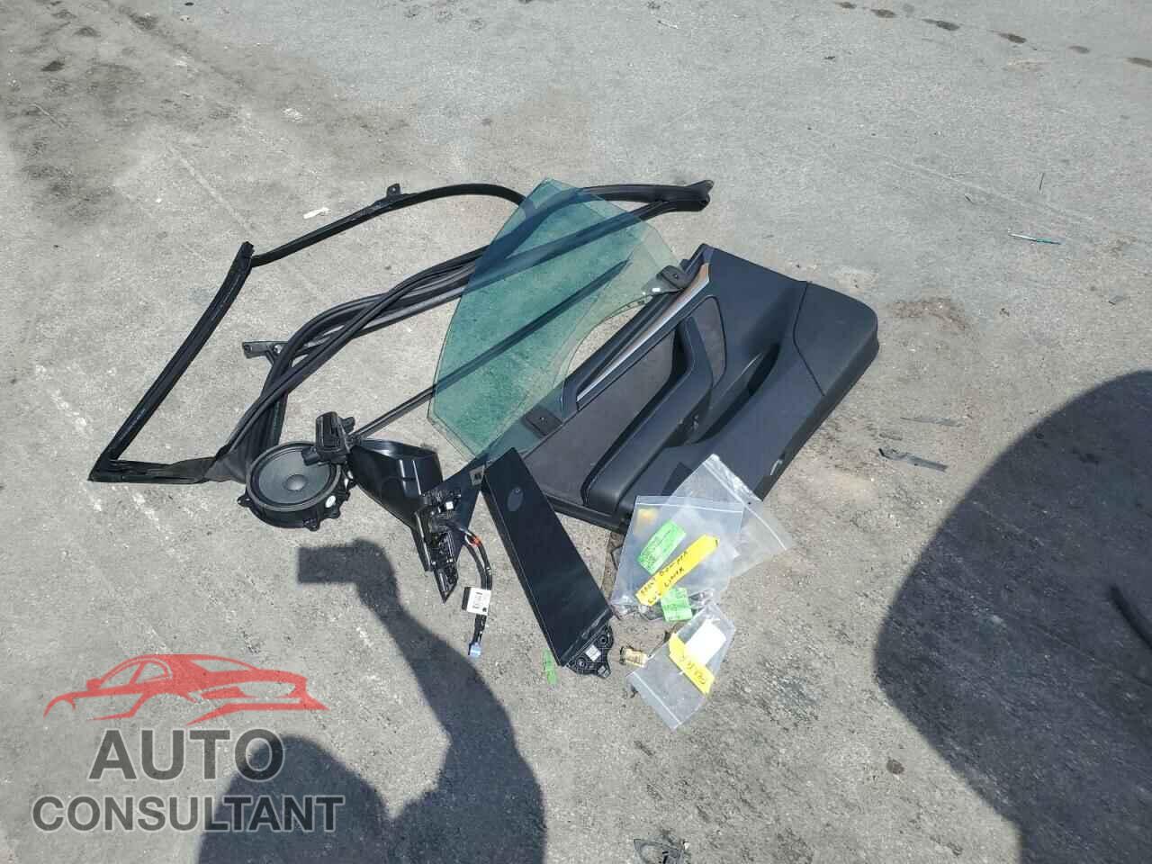 TESLA MODEL 3 2023 - 5YJ3E1EBXPF389840