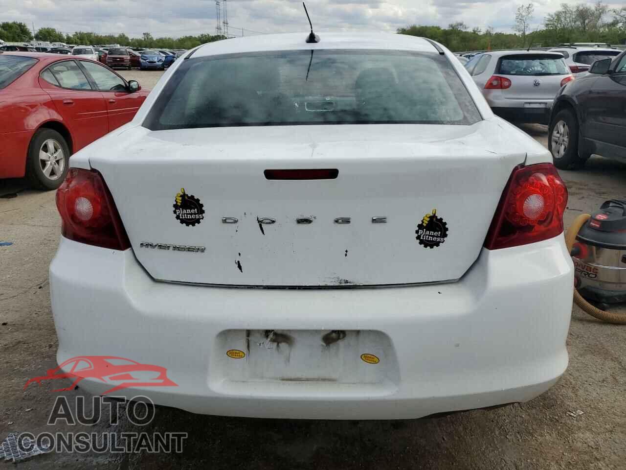 DODGE AVENGER 2011 - 1B3BD4FB6BN551666