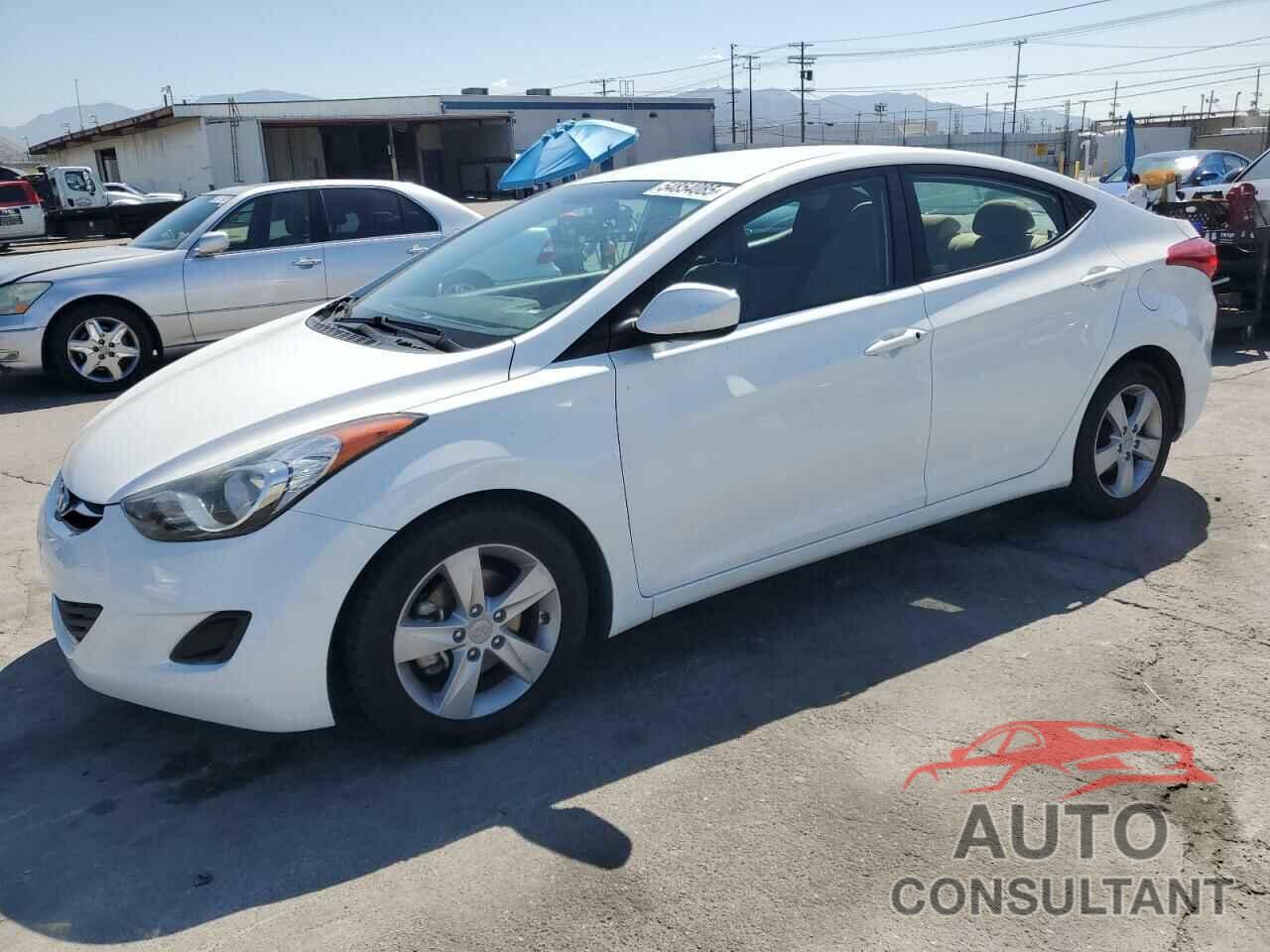 HYUNDAI ELANTRA 2013 - 5NPDH4AE7DH349693