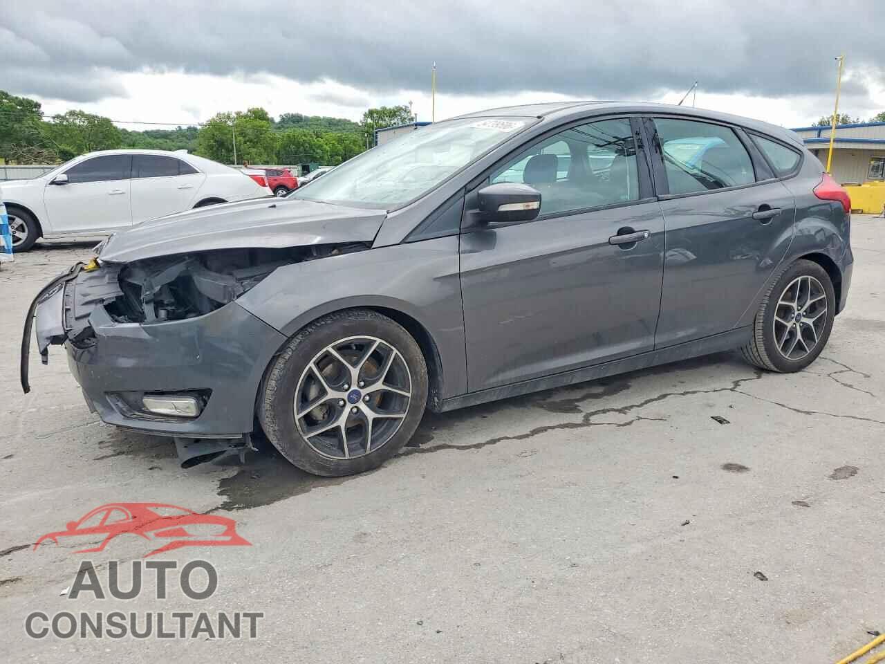 FORD FOCUS 2017 - 1FADP3M2XHL347751