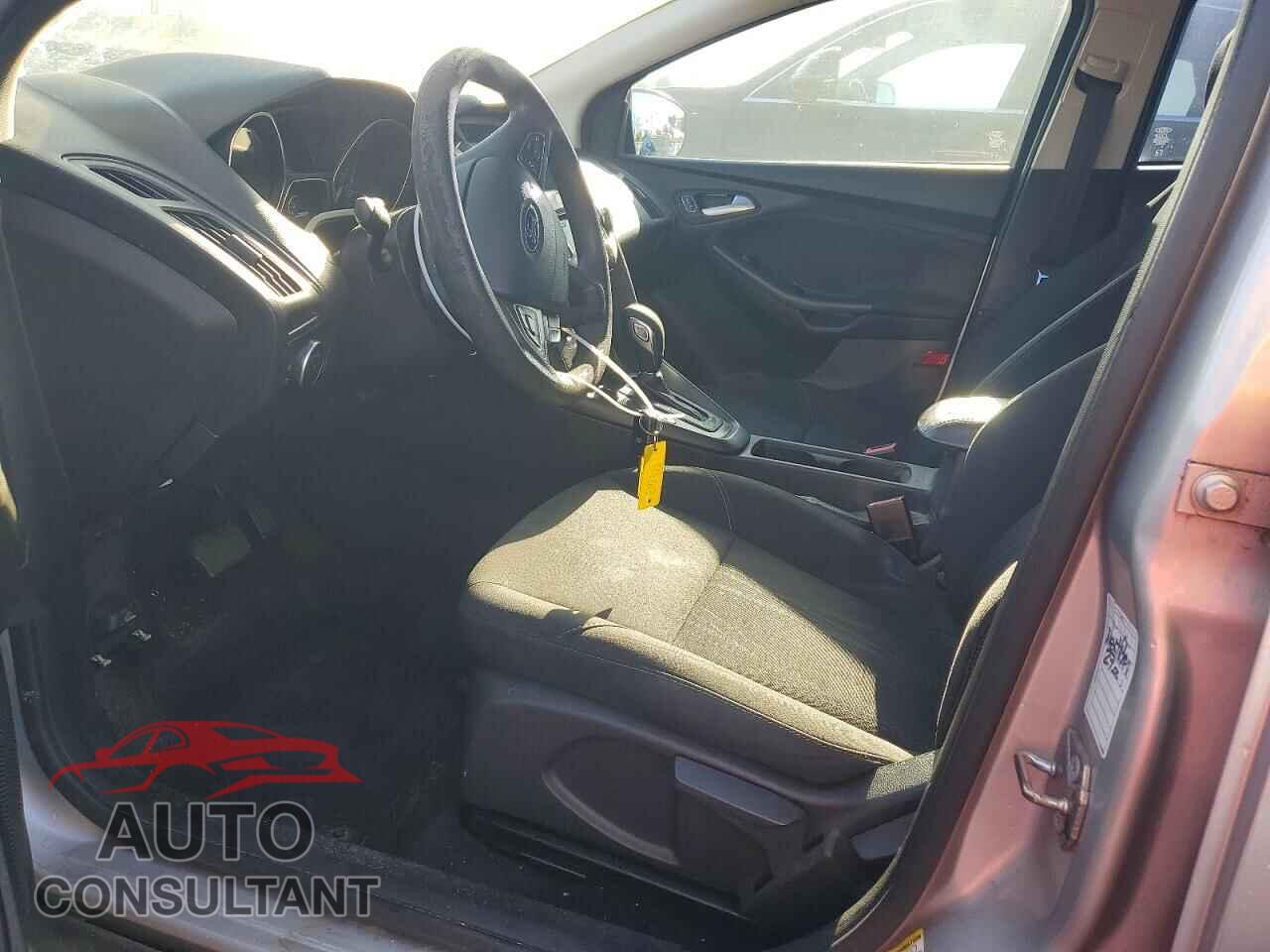 FORD FOCUS 2017 - 1FADP3H21HL248505