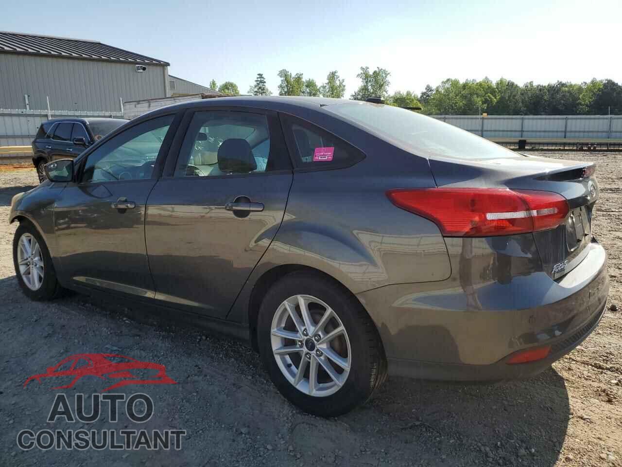 FORD FOCUS 2015 - 1FADP3F26FL253098