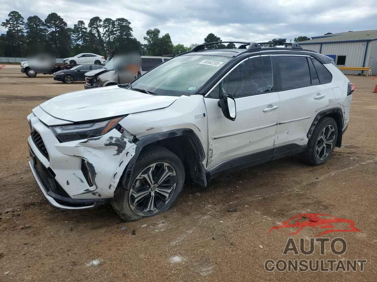 TOYOTA RAV4 2024 - JTMEB3FV3RD230299