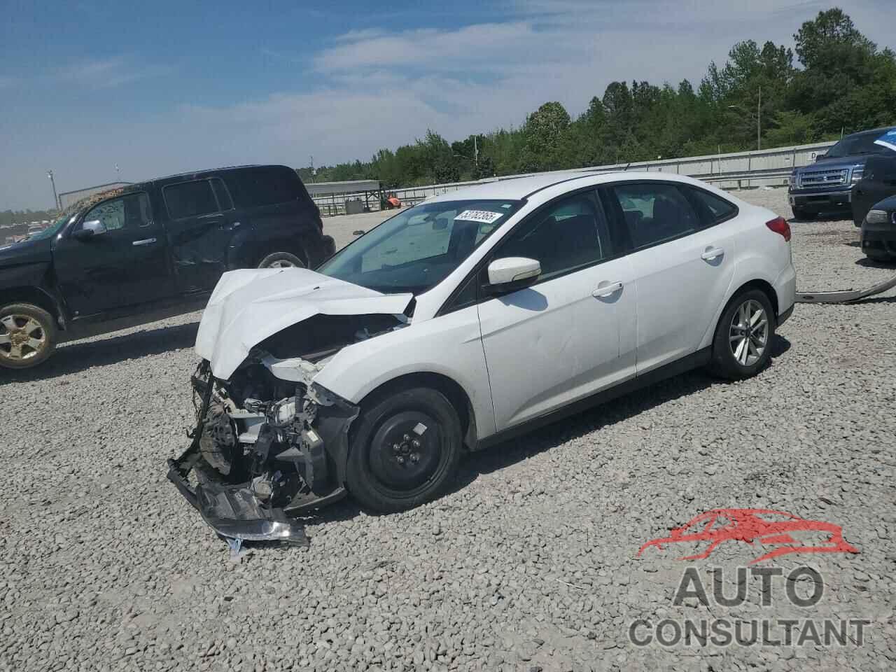 FORD FOCUS 2015 - 1FADP3F26FL376058