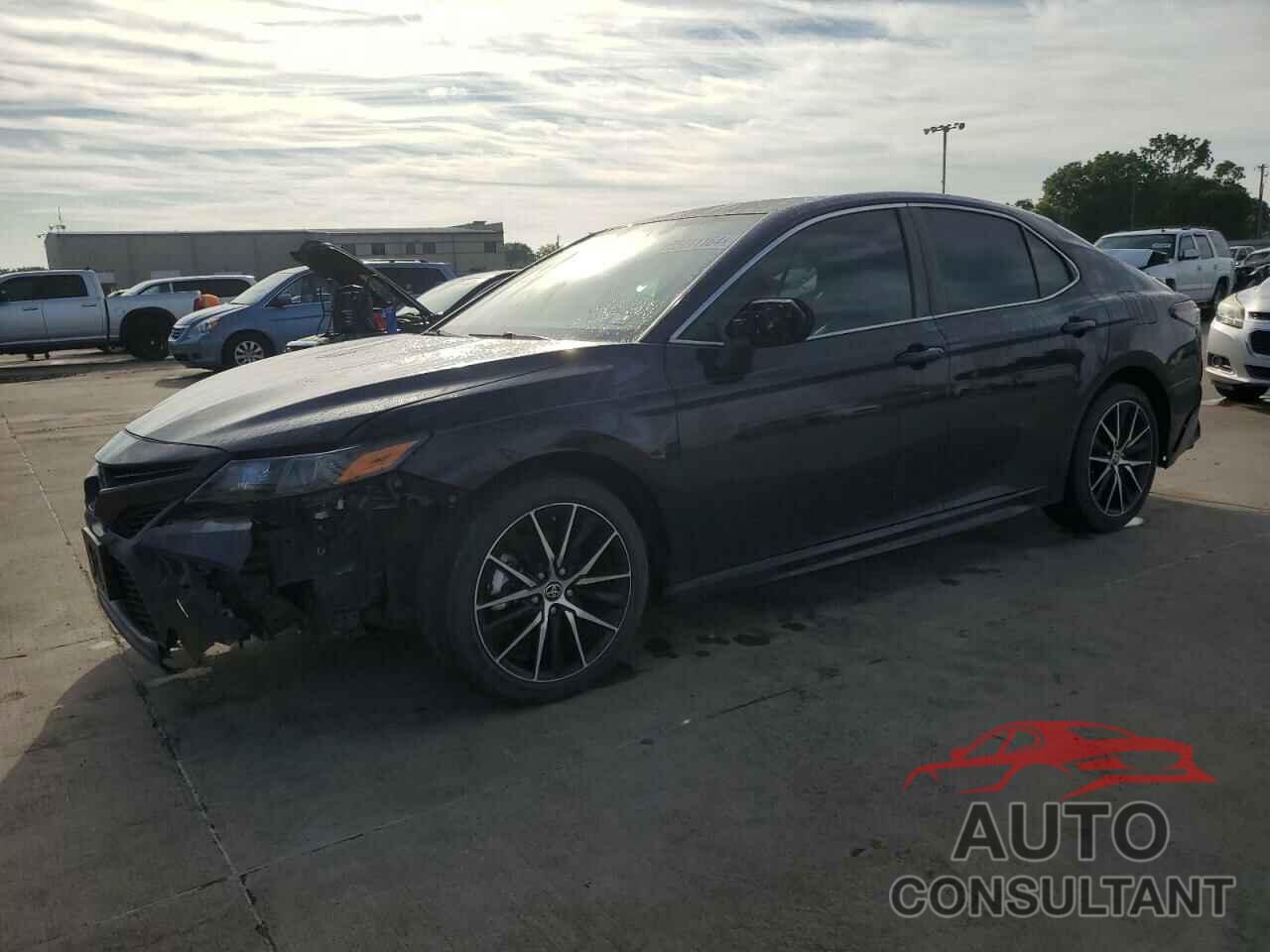 TOYOTA CAMRY 2021 - 4T1G11AKXMU548986