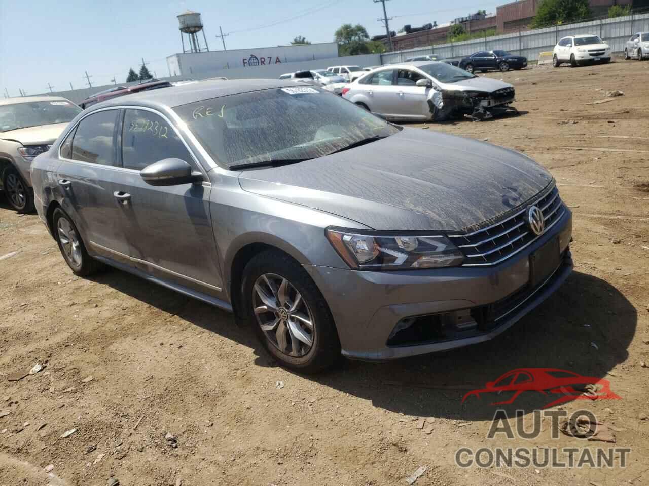 VOLKSWAGEN PASSAT 2017 - 1VWAT7A31HC064312