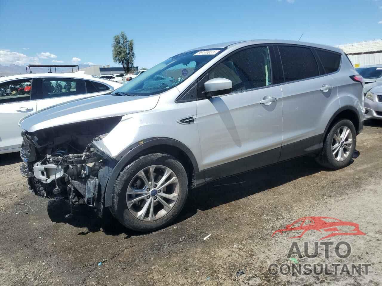 FORD ESCAPE 2017 - 1FMCU0GD3HUF08487