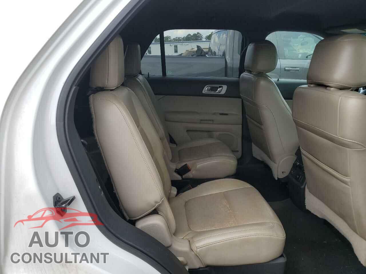 FORD EXPLORER 2011 - 1FMHK7F84BGA29879
