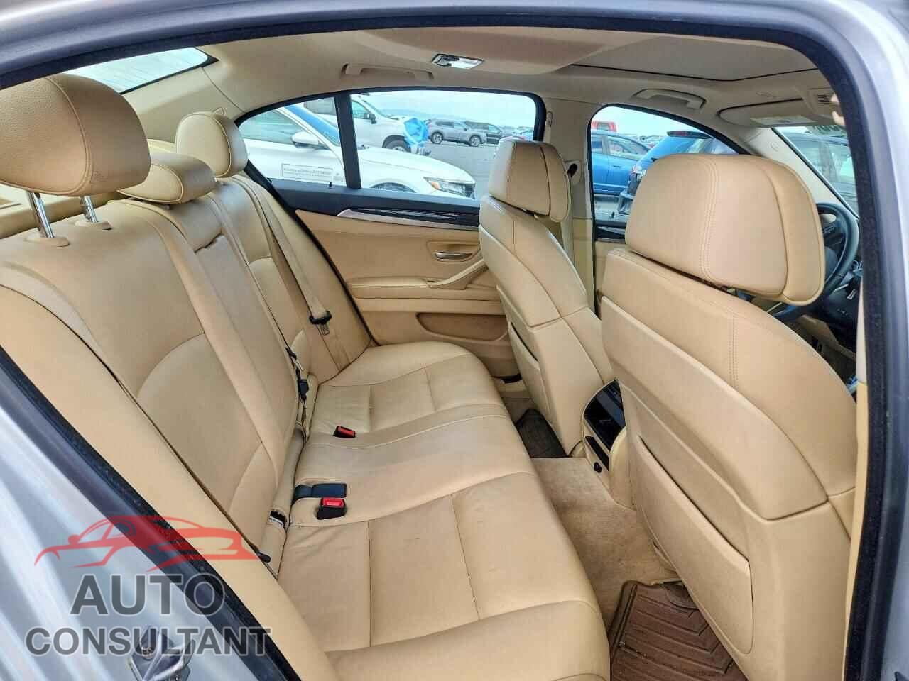 BMW 5 SERIES 2013 - WBAFR7C56DC829060