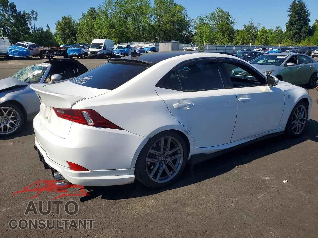 LEXUS IS 2015 - JTHBE1D28F5020907