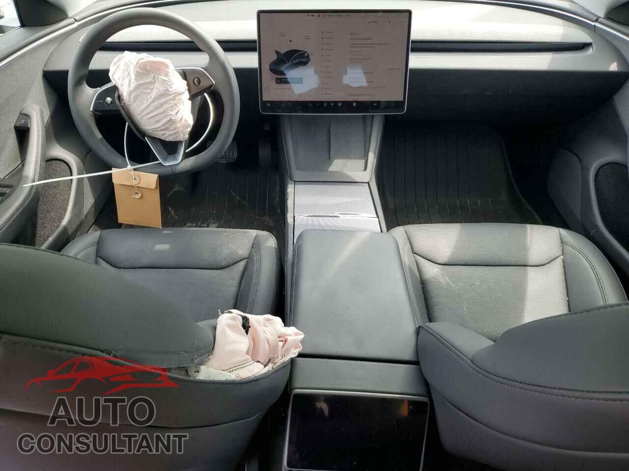 TESLA MODEL 3 2024 - 5YJ3E1EA2RF856999