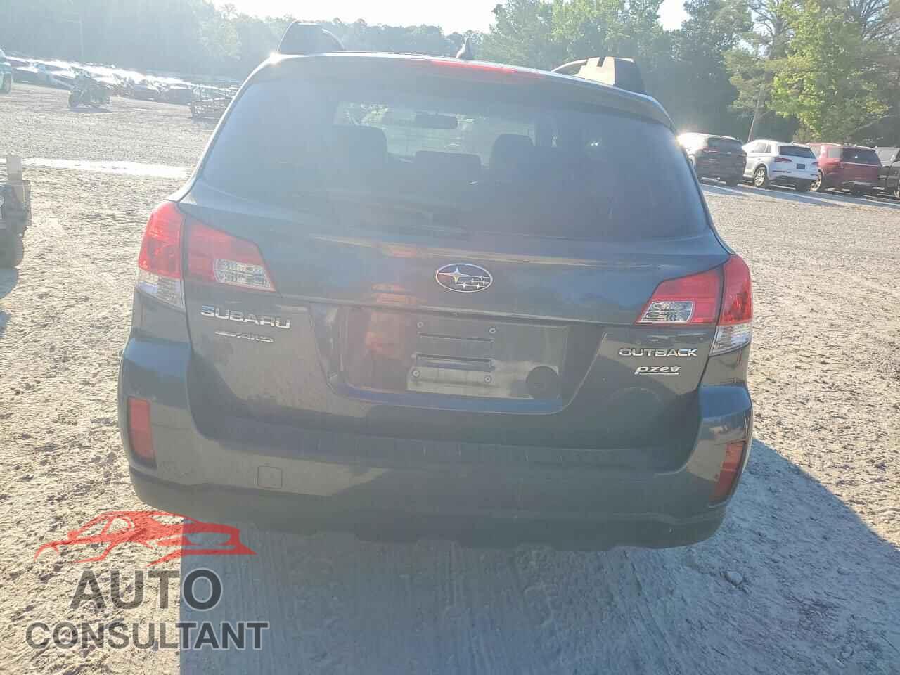 SUBARU OUTBACK 2013 - 4S4BRBKC7D3283532