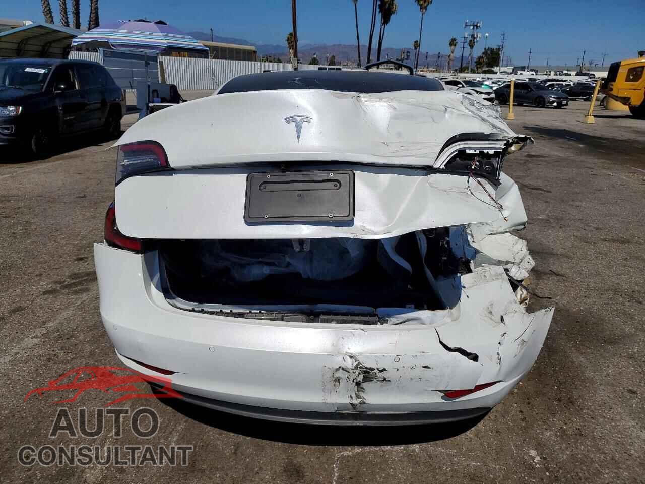 TESLA MODEL 3 2019 - 5YJ3E1EA2KF482450