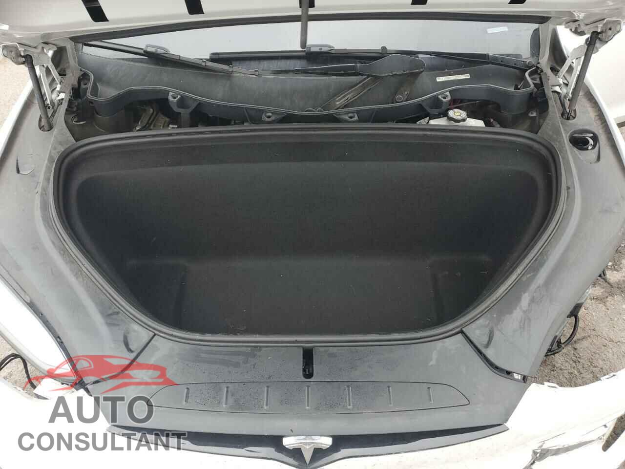 TESLA MODEL X 2022 - 7SAXCBE51NF354952