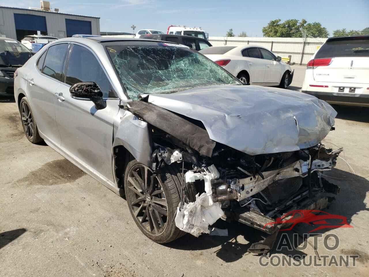TOYOTA CAMRY 2018 - 4T1BZ1HK2JU020587