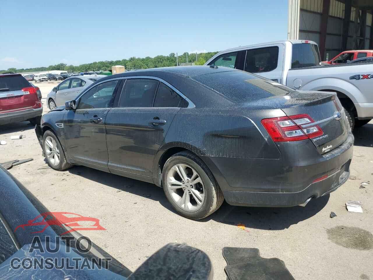 FORD TAURUS 2017 - 1FAHP2E86HG137624