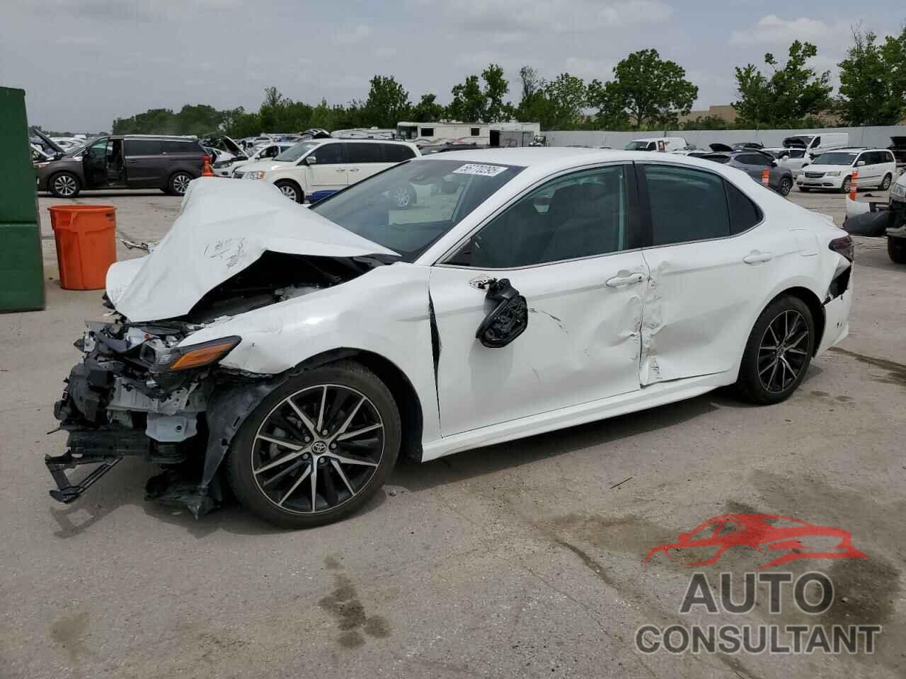 TOYOTA CAMRY 2021 - 4T1G11AK1MU417784