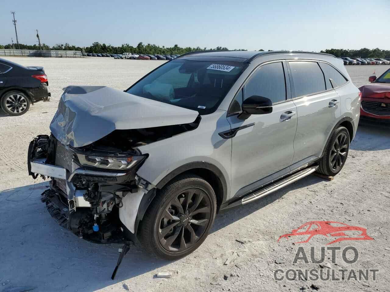 KIA SORENTO 2023 - 5XYRK4LF9PG165994