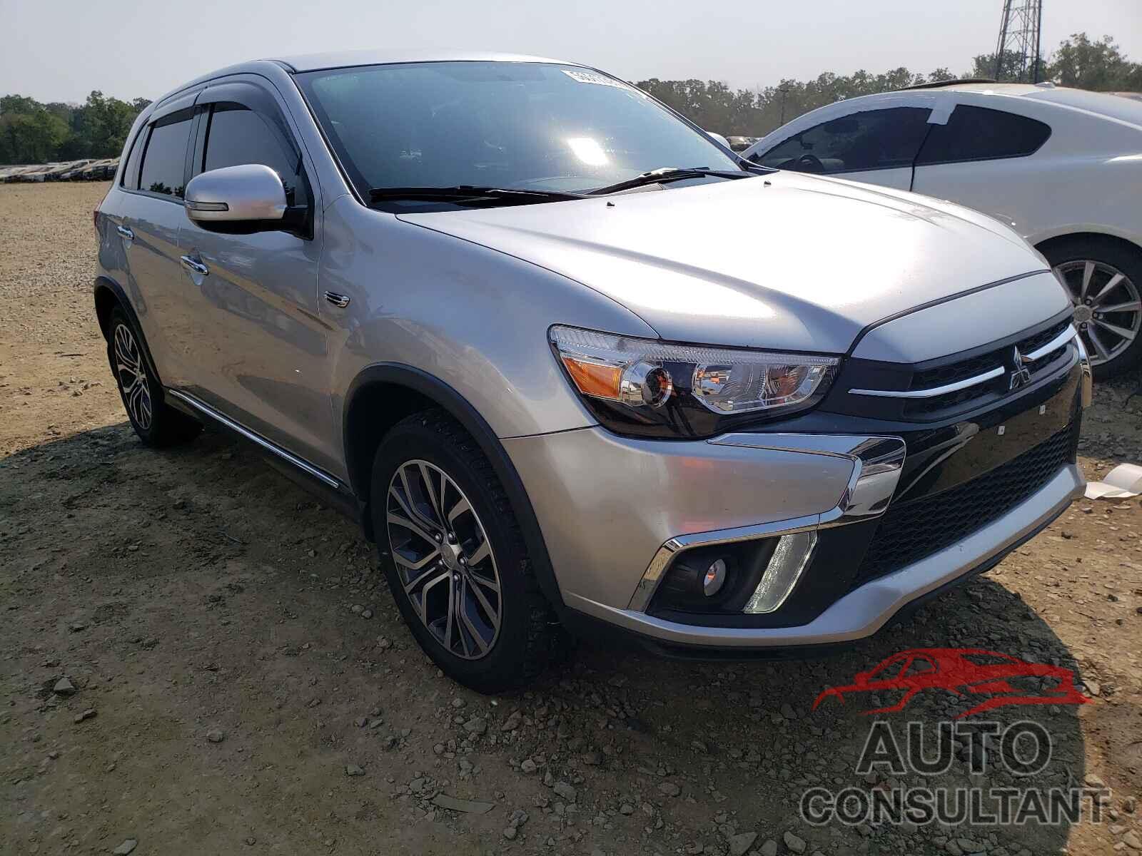 MITSUBISHI OUTLANDER 2018 - JA4AR3AW8JZ034452