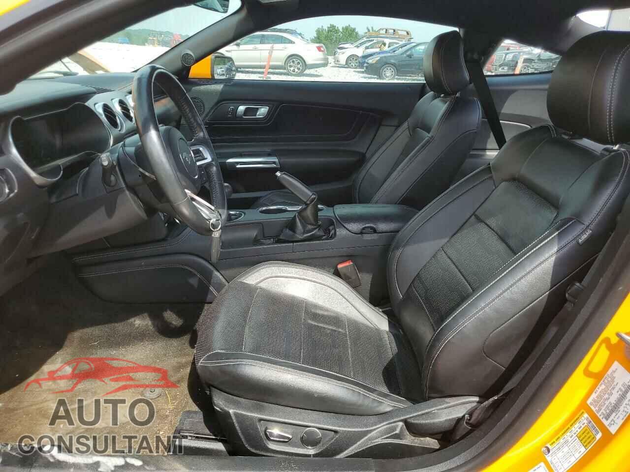 FORD MUSTANG 2018 - 1FA6P8CF6J5111957