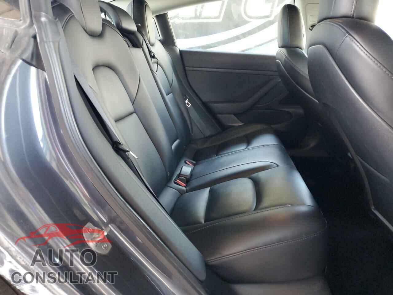 TESLA MODEL 3 2020 - 5YJ3E1EA3LF803624