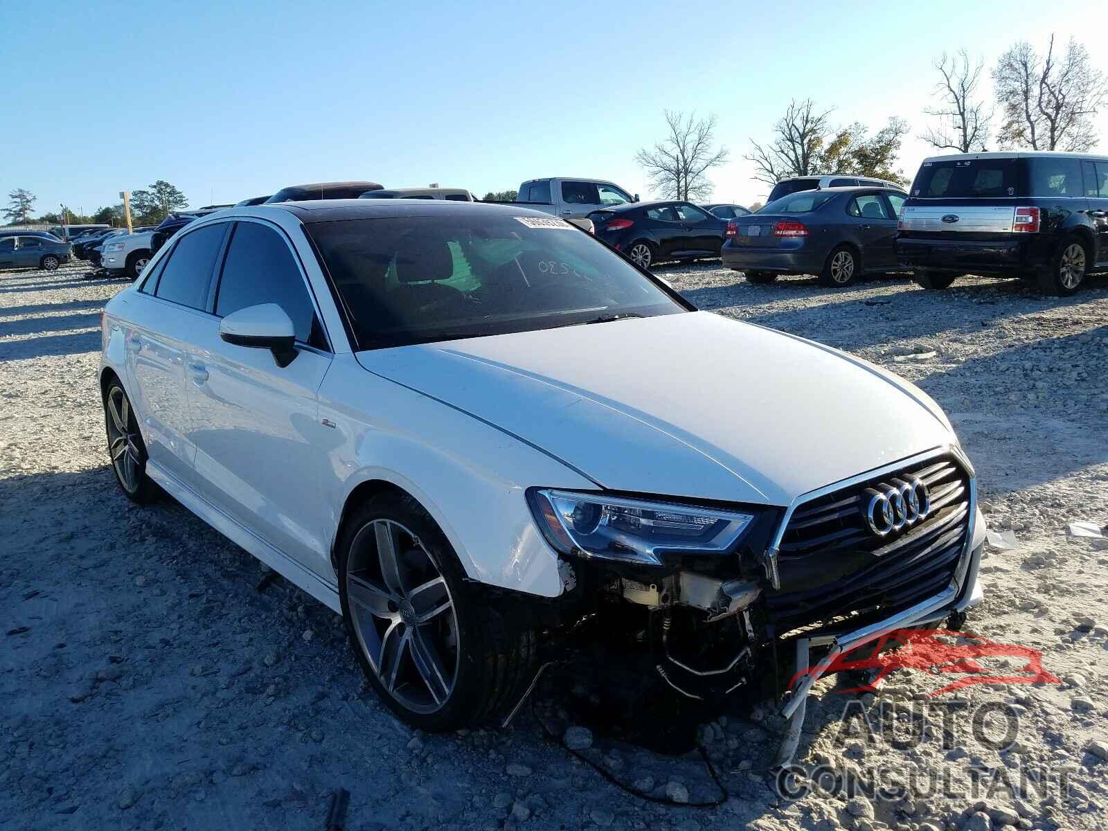 AUDI A3 2017 - WAUJ8GFF7H1016443