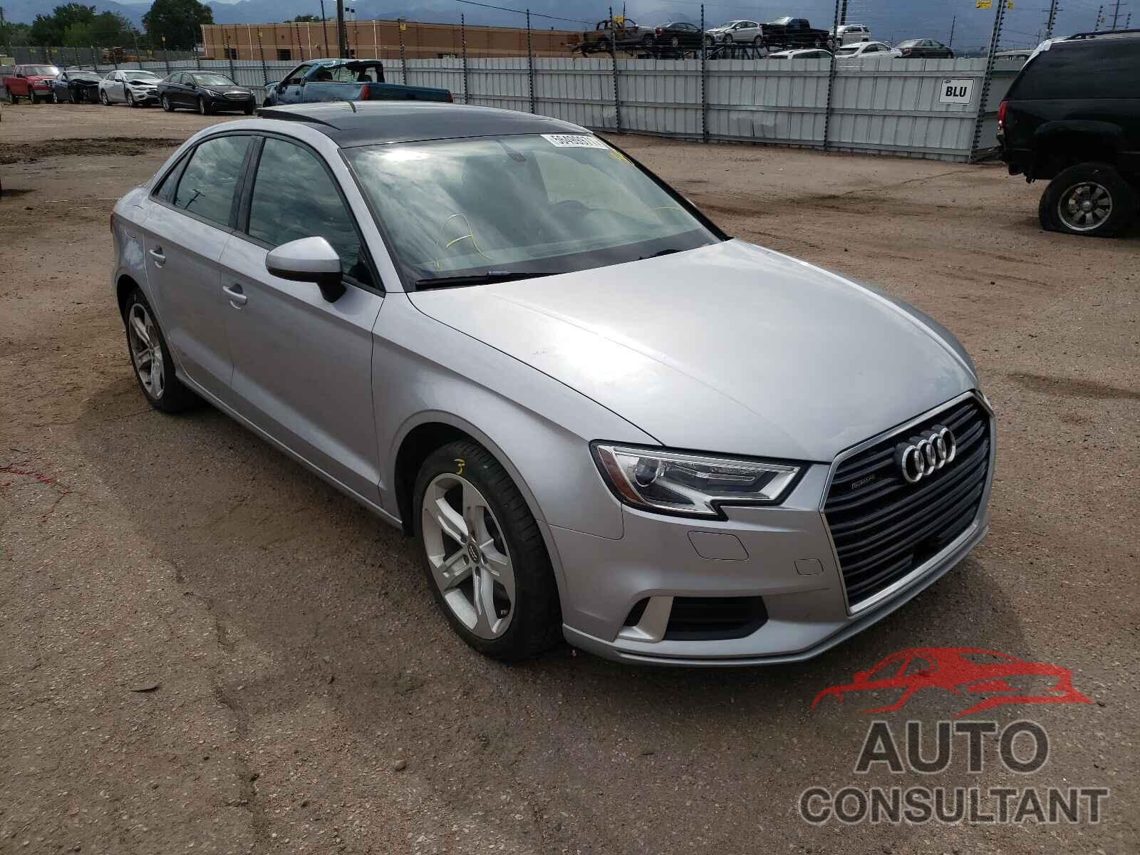 AUDI A3 2017 - WAUB8GFF9H1012656