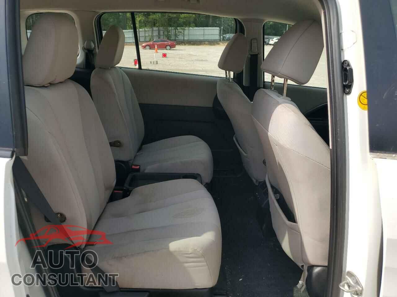 MAZDA 5 2014 - JM1CW2CL2E0167934