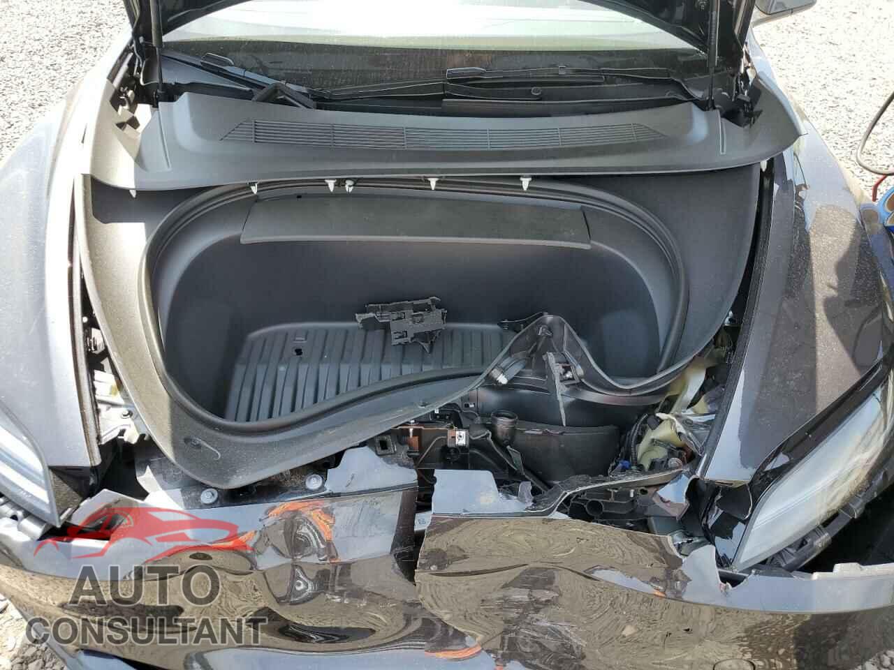 TESLA MODEL 3 2024 - 5YJ3E1EAXRF766970