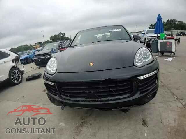 PORSCHE CAYENNE 2017 - WP1AA2A21HKA85748