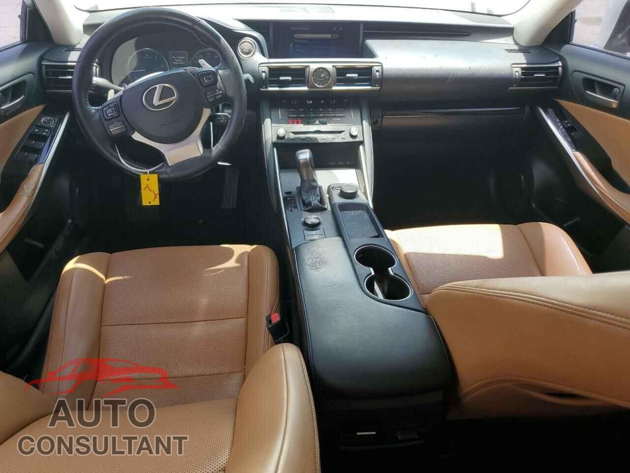 LEXUS IS 2018 - JTHBA1D20J5068356