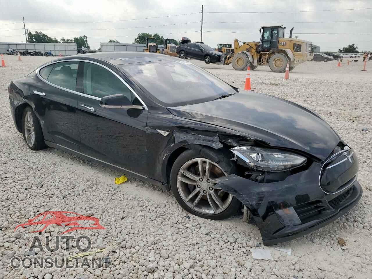 TESLA MODEL S 2015 - 5YJSA1S23FF098770