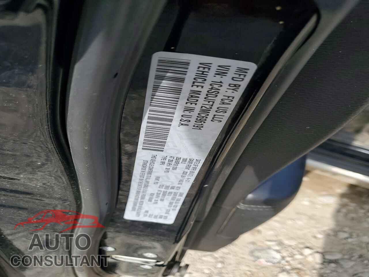 DODGE DURANGO 2021 - 1C4SDJFT2MC696191
