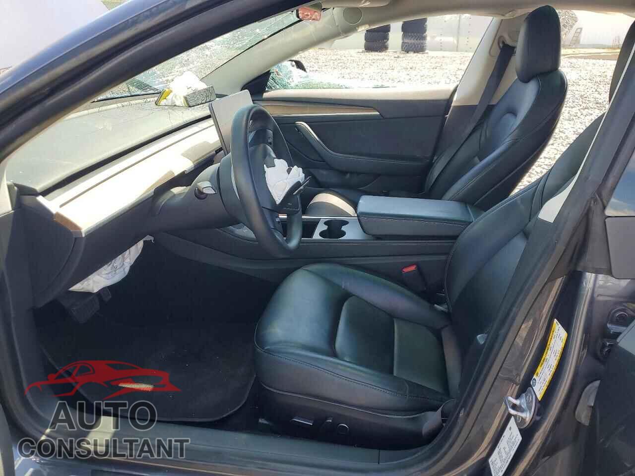 TESLA MODEL 3 2021 - 5YJ3E1EB0MF983543