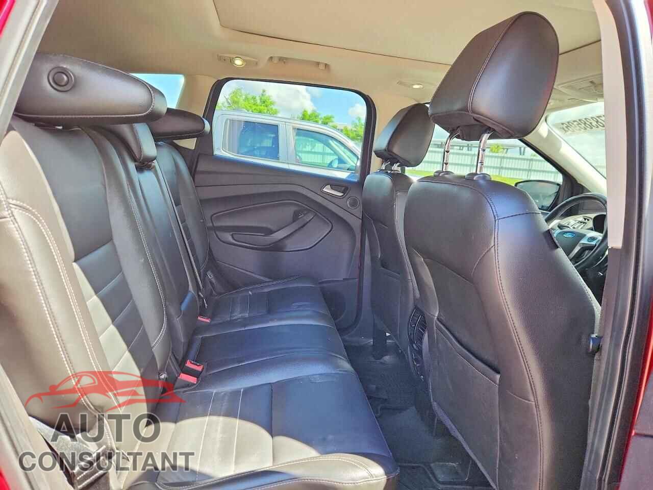 FORD ESCAPE 2014 - 1FMCU9JX5EUB92156