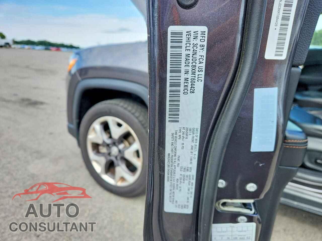 JEEP COMPASS 2021 - 3C4NJDCBXMT604428