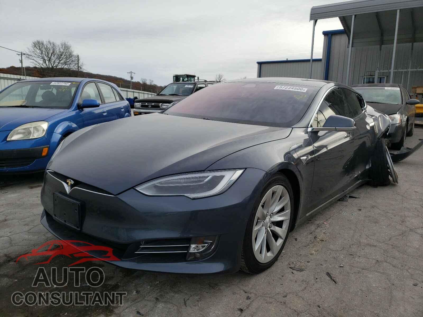 TESLA MODEL S 2017 - 5YJSA1E2XHF230325