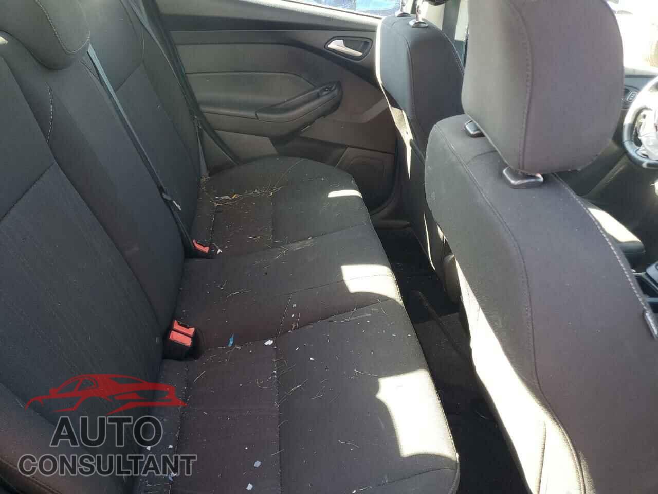 FORD FOCUS 2017 - 1FADP3F23HL203794