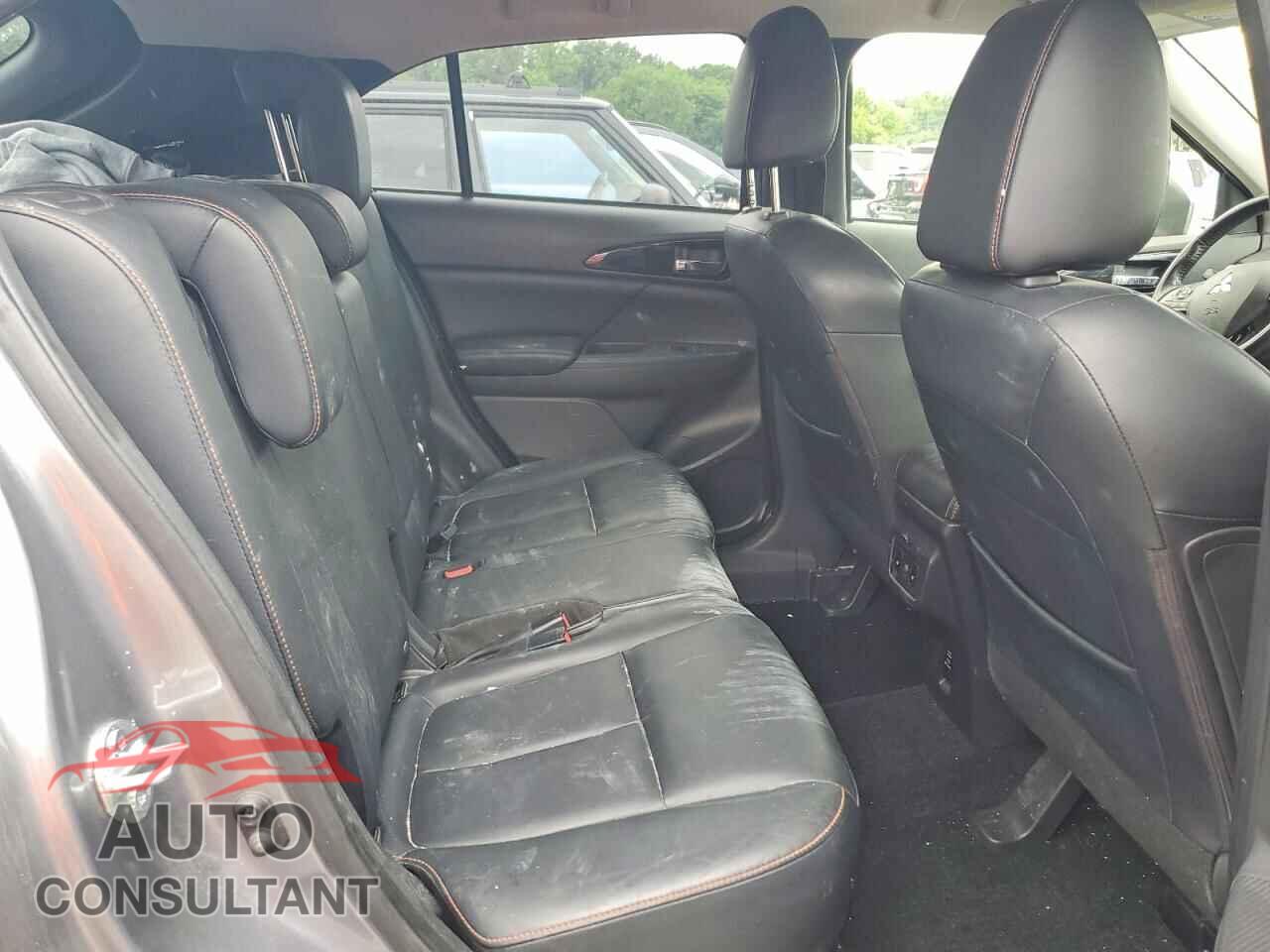 MITSUBISHI ECLIPSE 2018 - JA4AT5AA6JZ066463