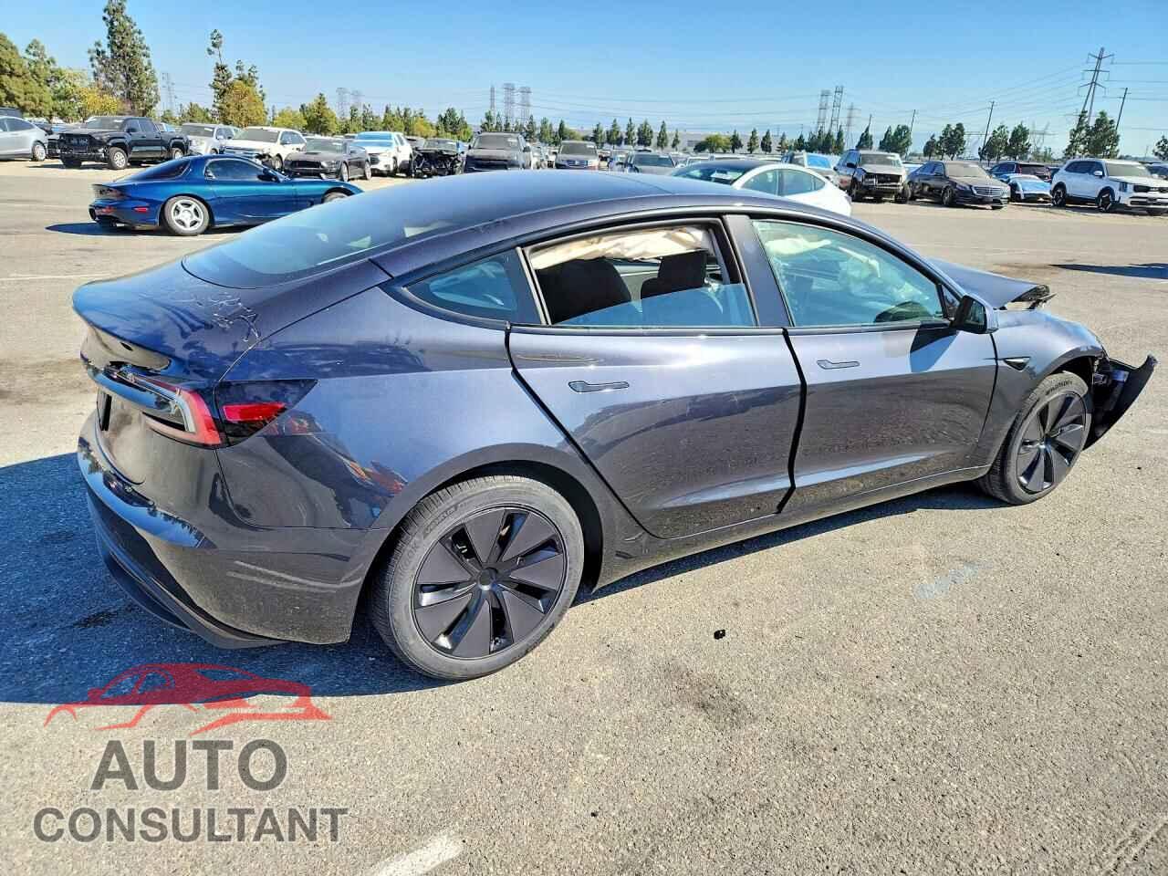 TESLA MODEL 3 2024 - 5YJ3E1EA2RF725569