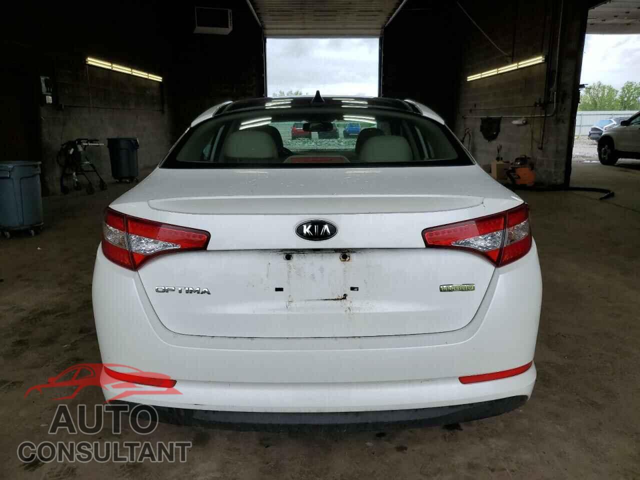 KIA OPTIMA 2011 - KNAGM4AD3B5000251