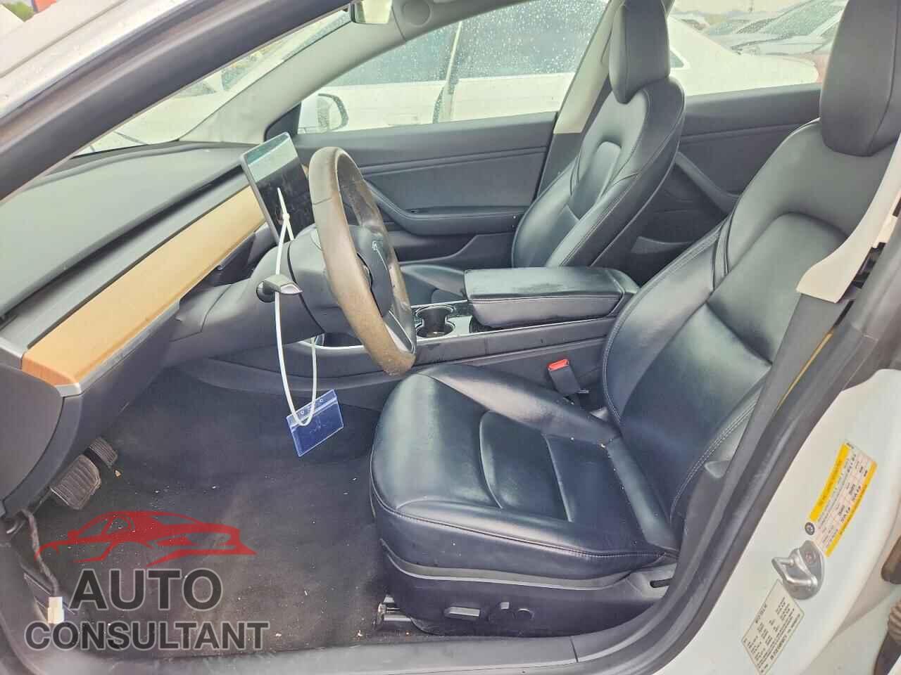 TESLA MODEL 3 2019 - 5YJ3E1EA9KF484714