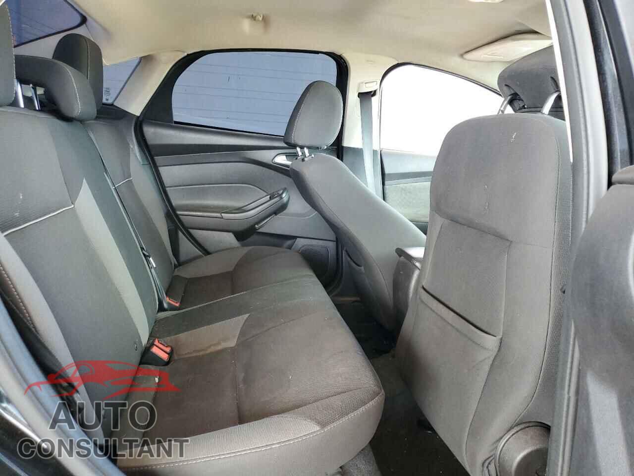 FORD FOCUS 2013 - 1FADP3F20DL194966