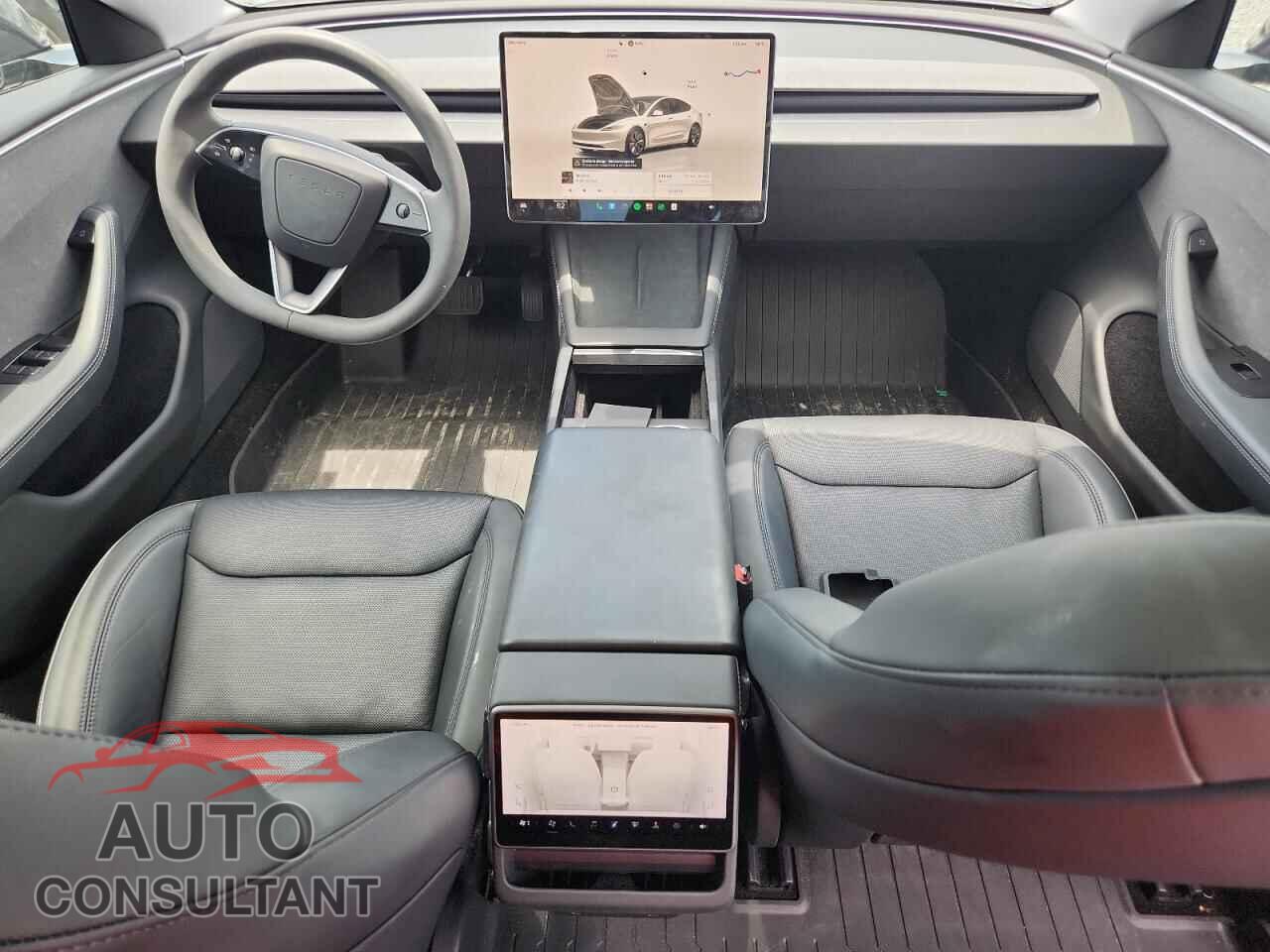 TESLA MODEL 3 2024 - 5YJ3E1EA5RF825438